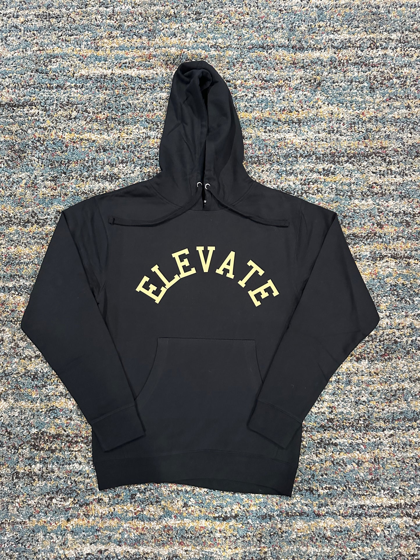 Black and Gold Elevate Holdie